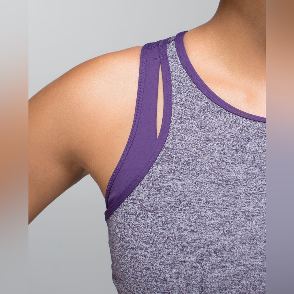 Lululemon Inspiration Tank Women’s Size 6 US‎ Purple Grape Built-In Bra - Picture 4 of 14